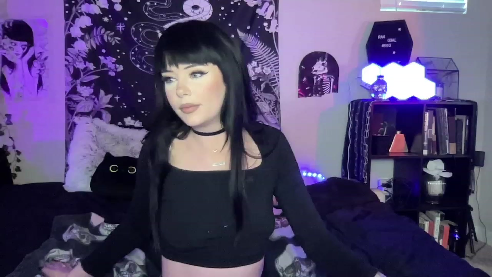 Gallery image thumbnail from RileyWoods's myfreecams stream on, 02/25/2023, 01:55 image 1 of 20