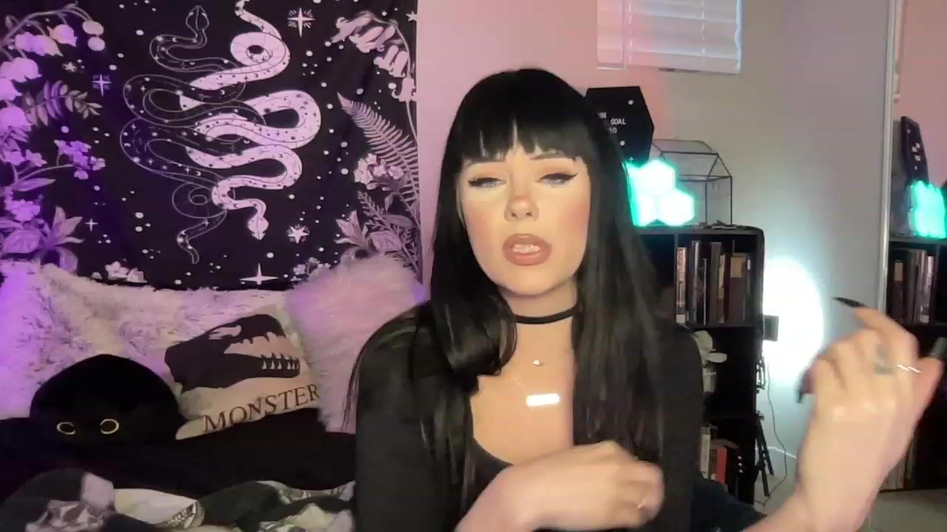 Gallery image thumbnail from RileyWoods's myfreecams stream on, 02/25/2023, 01:55 image 18 of 20