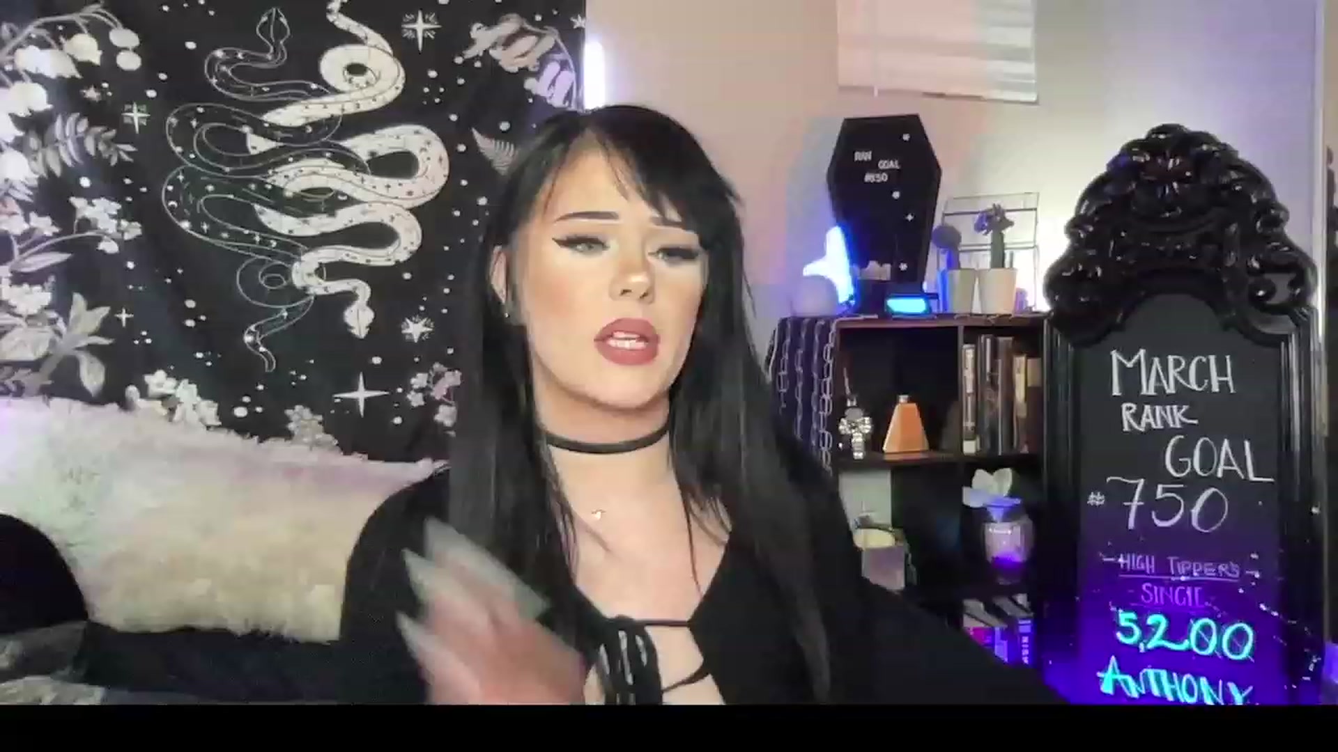 Gallery image thumbnail from RileyWoods's myfreecams stream on, 03/18/2023, 02:36 image 12 of 20