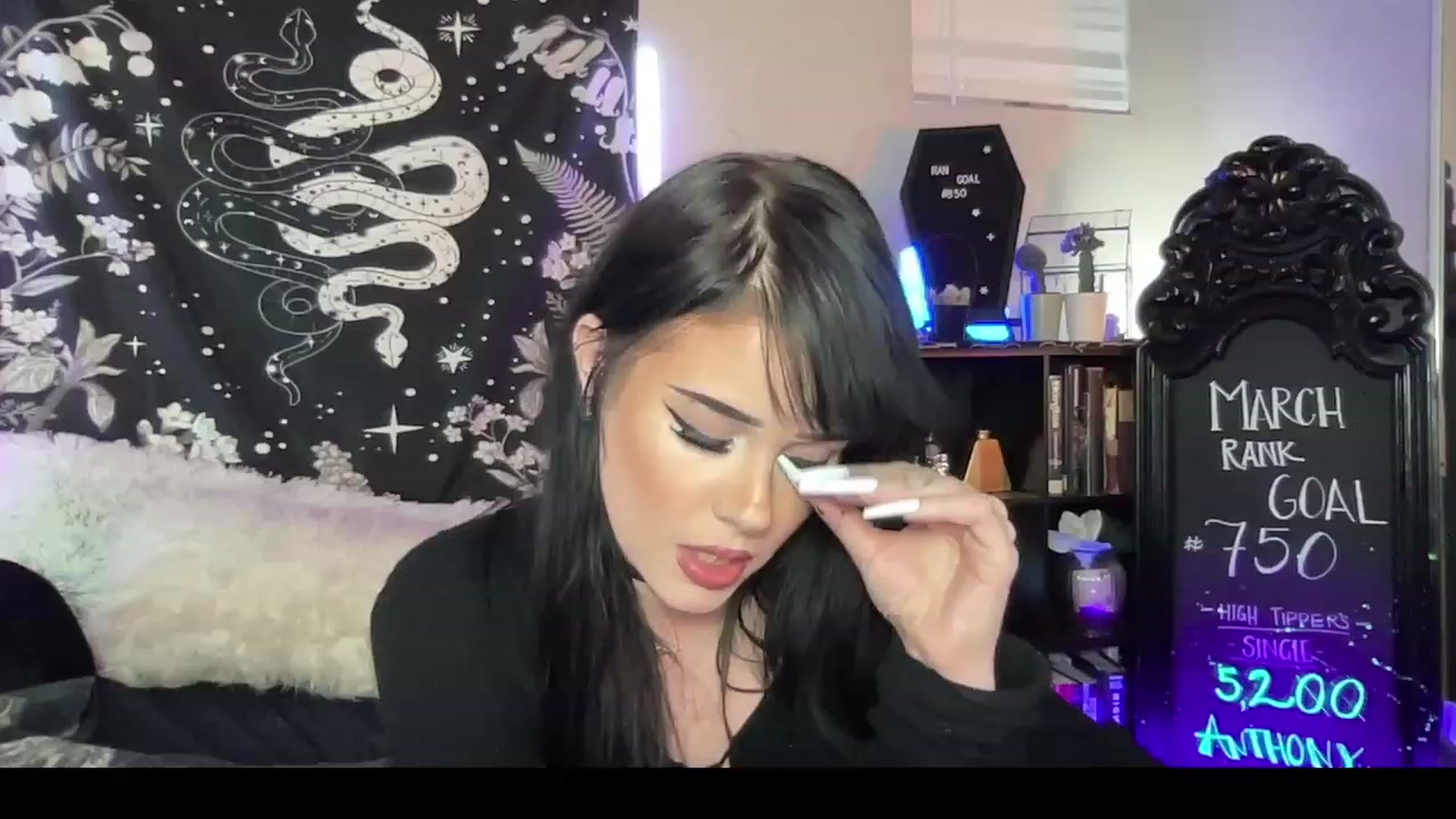 Gallery image thumbnail from RileyWoods's myfreecams stream on, 03/18/2023, 02:36 image 11 of 20