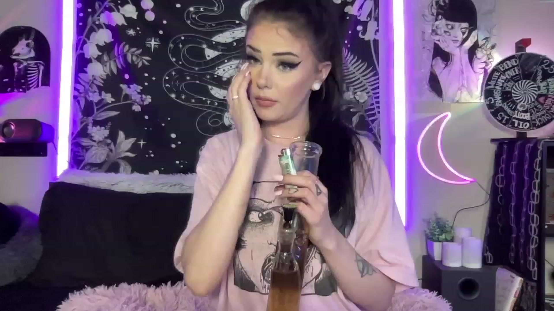 Gallery image thumbnail from RileyWoods's myfreecams stream on, 06/05/2023, 24:02 image 2 of 20