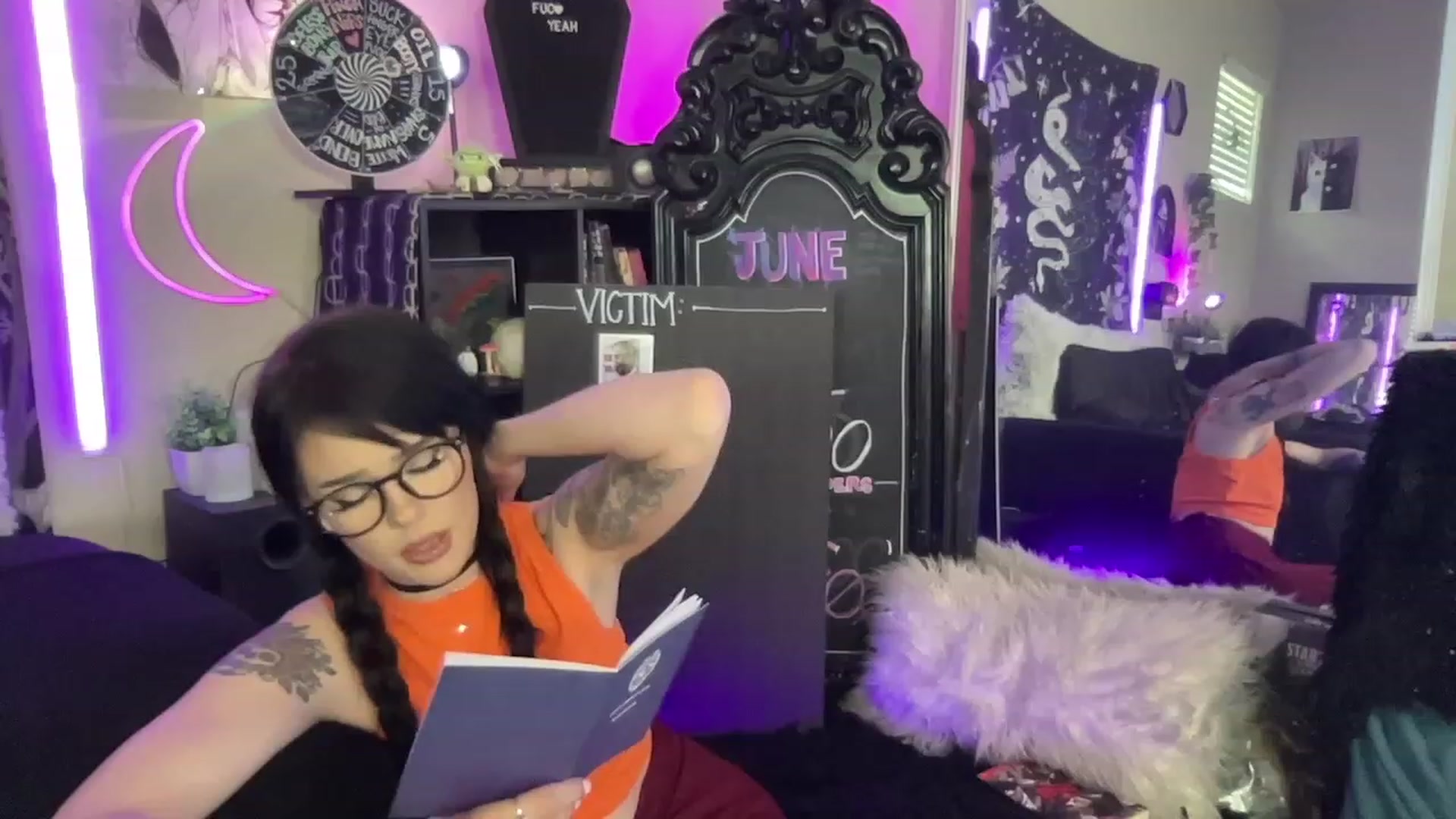 Gallery image thumbnail from RileyWoods's myfreecams stream on, 06/06/2023, 02:44 image 14 of 20