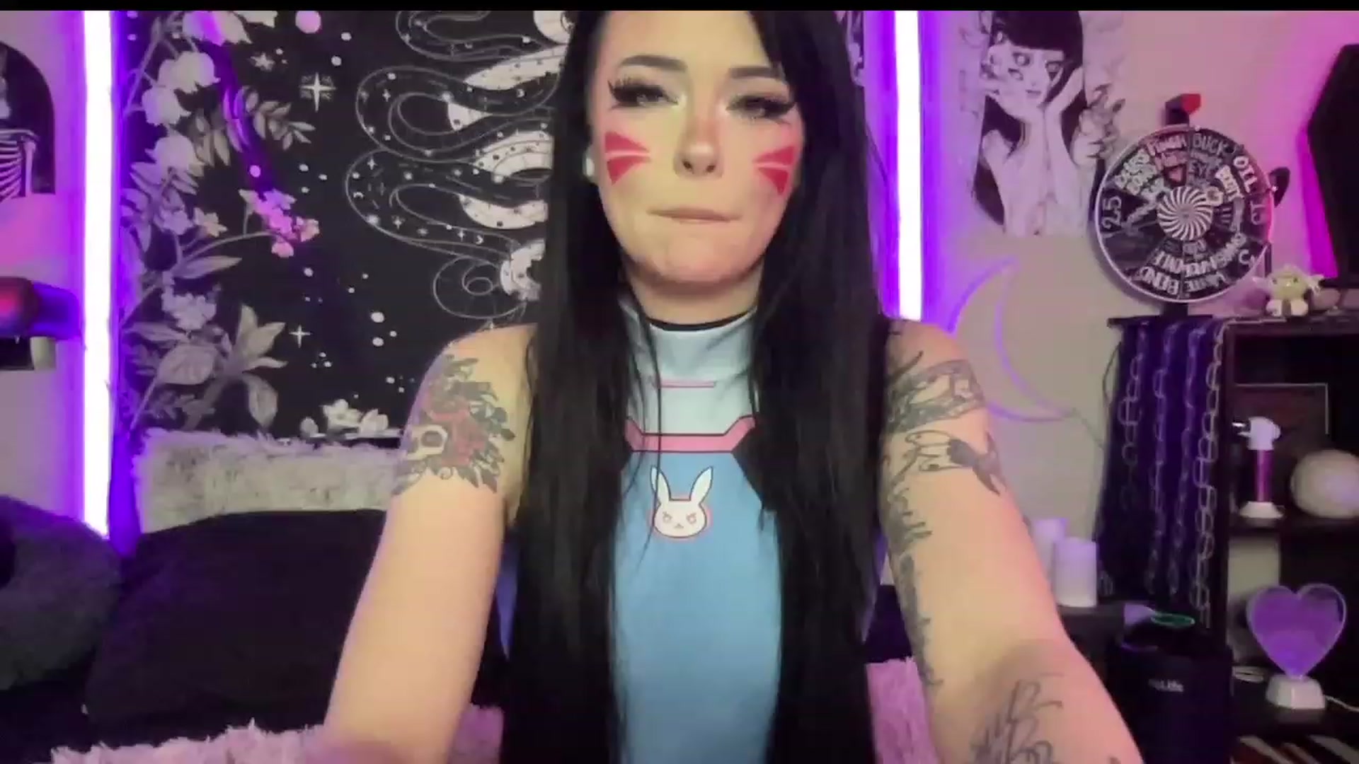 Gallery image thumbnail from RileyWoods's myfreecams stream on, 06/10/2023, 24:04 image 6 of 20