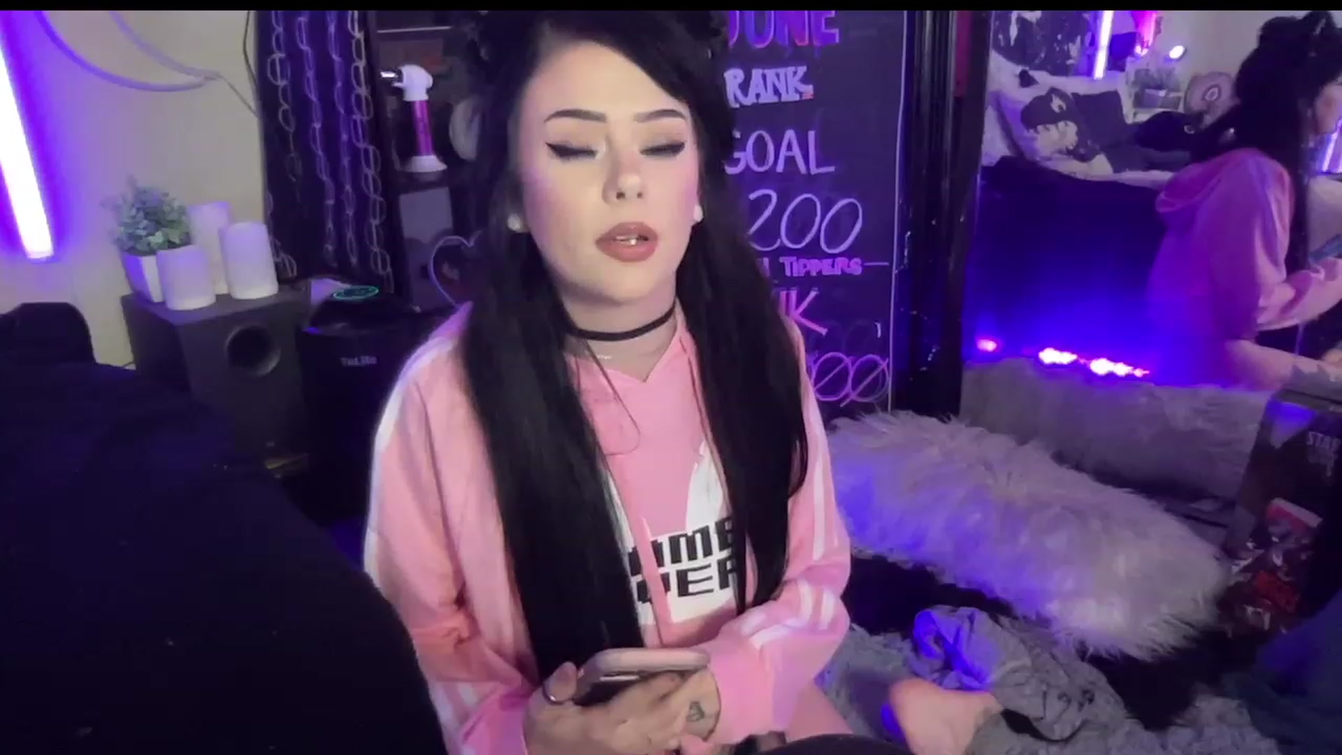Gallery image thumbnail from RileyWoods's myfreecams stream on, 06/11/2023, 24:01 image 16 of 20