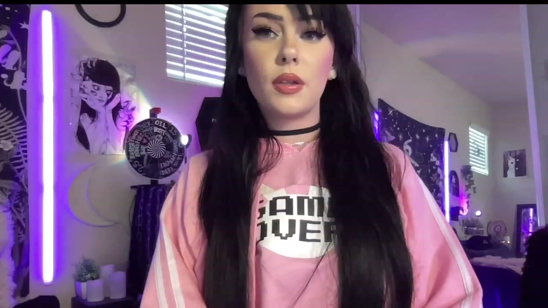Gallery image thumbnail from RileyWoods's myfreecams stream on, 06/11/2023, 03:28 image 4 of 20