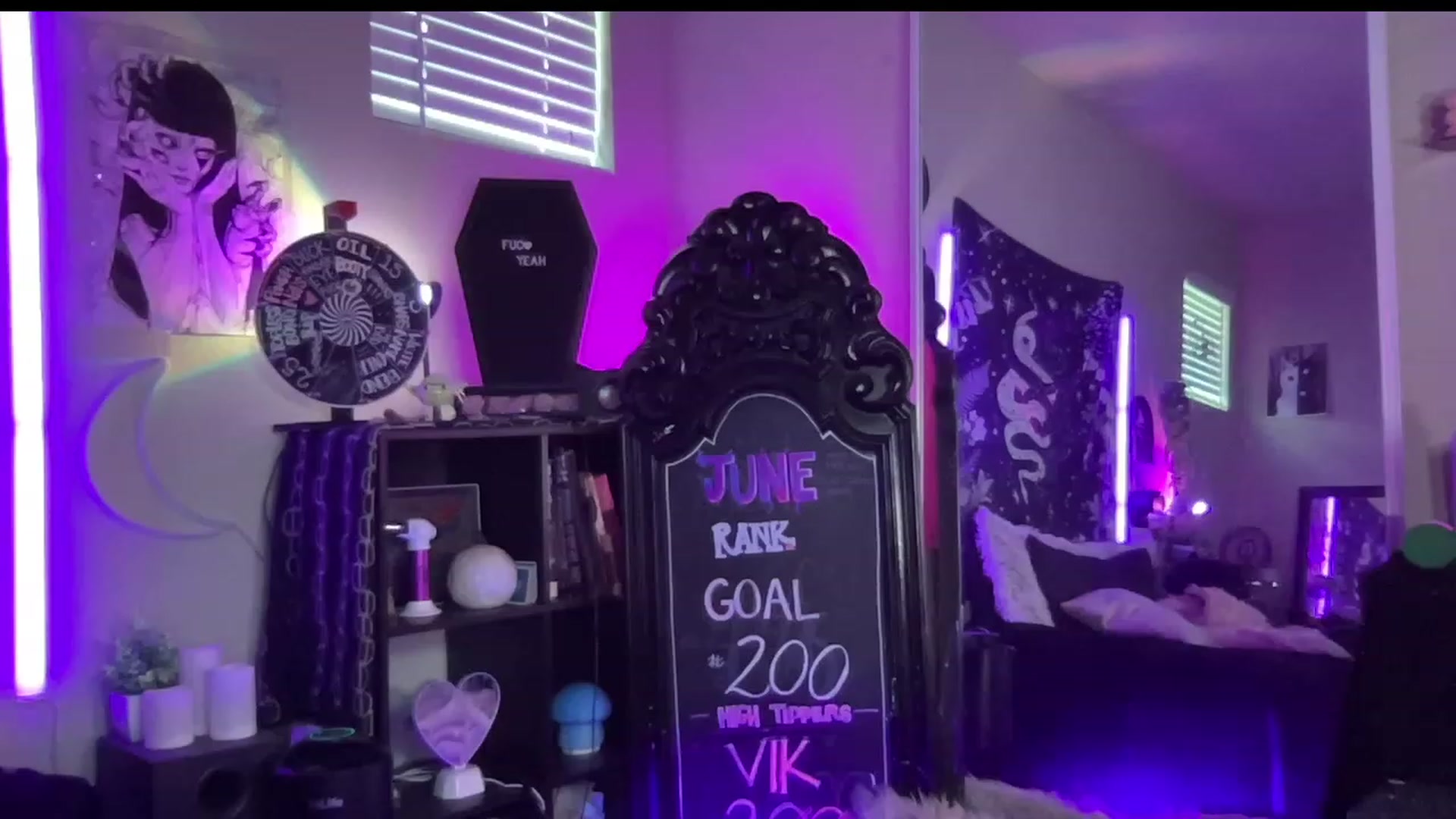 Gallery image thumbnail from RileyWoods's myfreecams stream on, 06/12/2023, 03:13 image 11 of 20