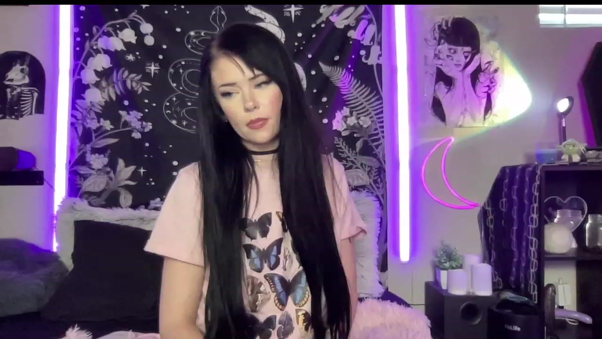 Gallery image thumbnail from RileyWoods's myfreecams stream on, 06/18/2023, 24:04 image 5 of 20