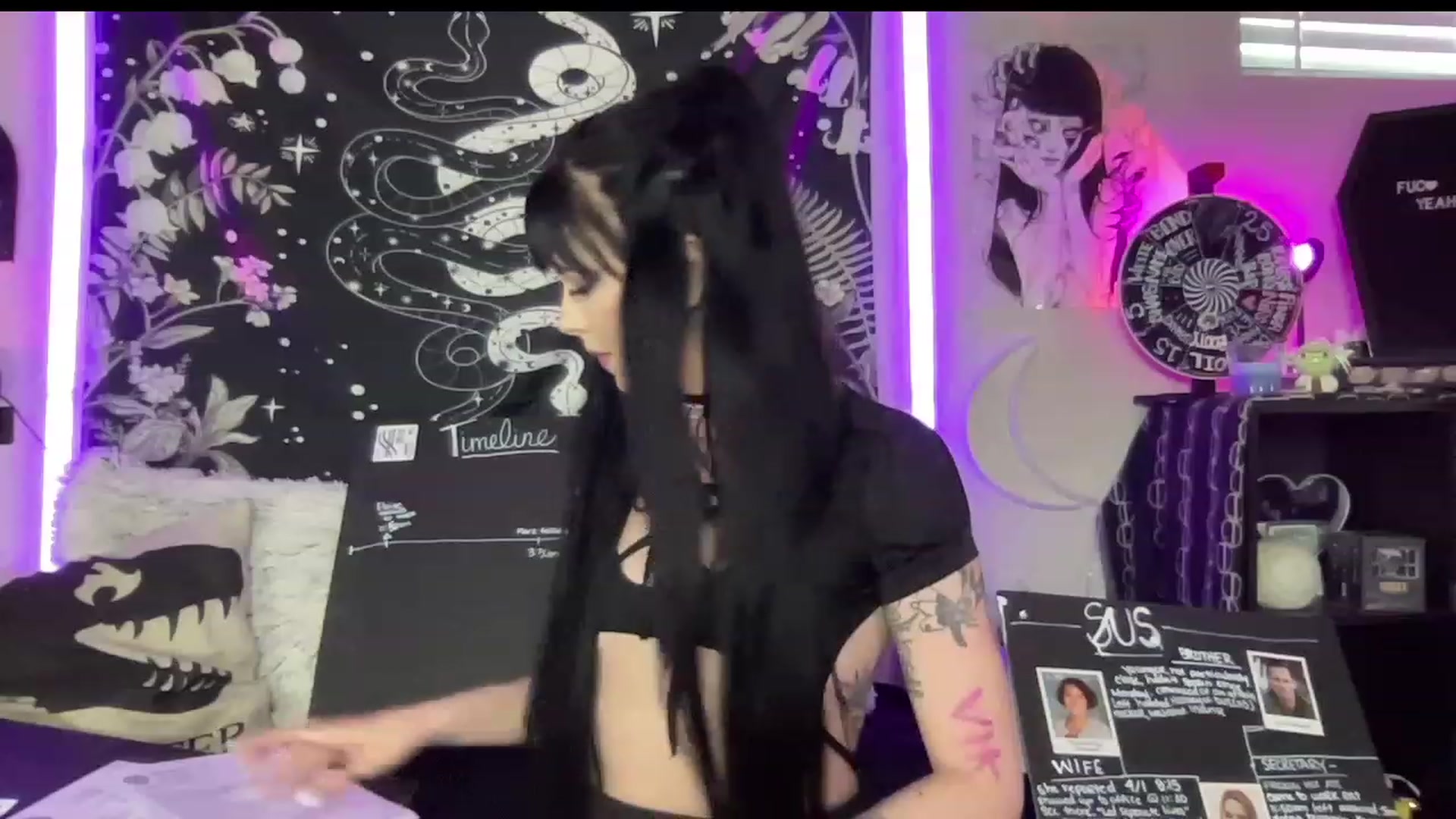 Gallery image thumbnail from RileyWoods's myfreecams stream on, 06/20/2023, 02:45 image 5 of 20