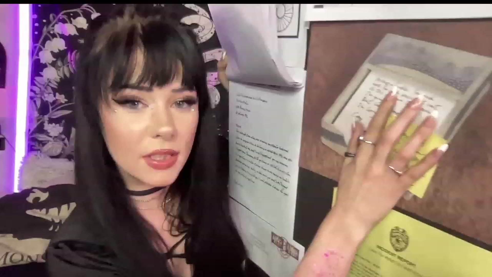 Gallery image thumbnail from RileyWoods's myfreecams stream on, 06/20/2023, 02:45 image 4 of 20