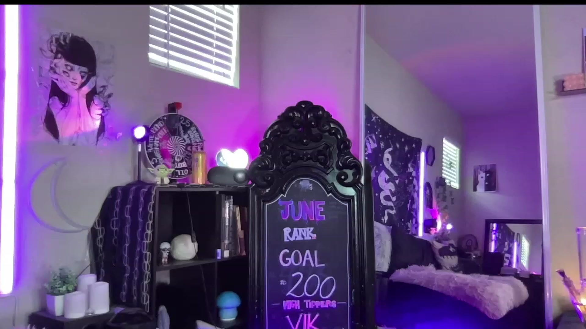 Gallery image thumbnail from RileyWoods's myfreecams stream on, 06/22/2023, 23:40 image 20 of 20