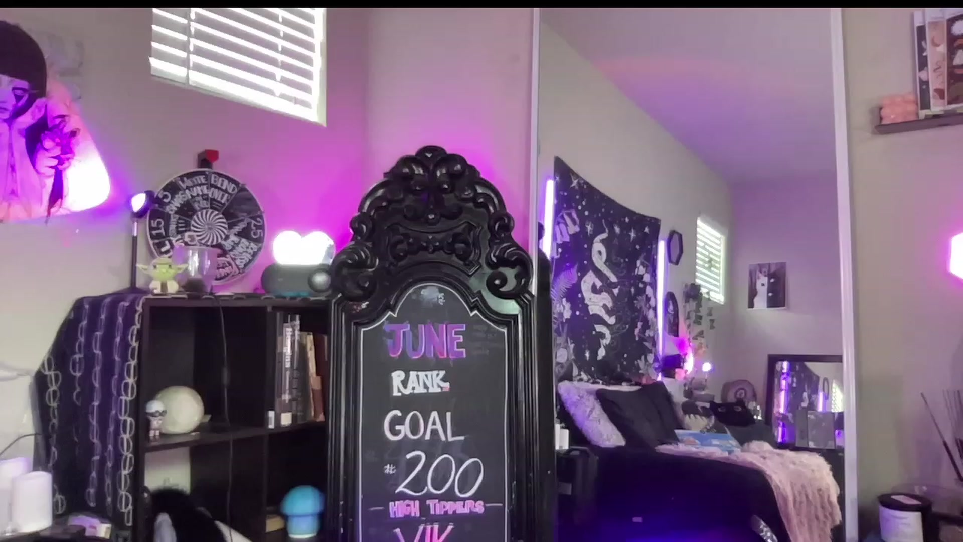 Gallery image thumbnail from RileyWoods's myfreecams stream on, 06/24/2023, 23:40 image 6 of 20