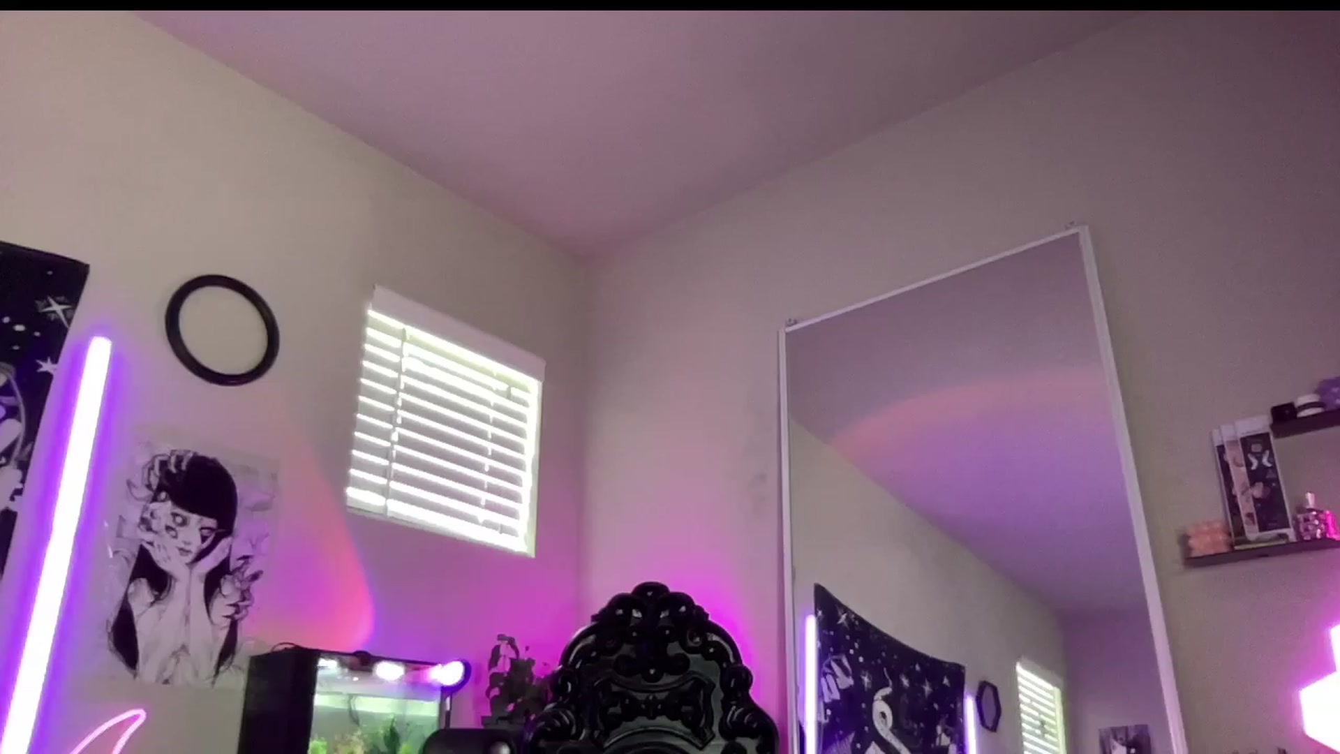Gallery image thumbnail from RileyWoods's myfreecams stream on, 06/28/2023, 24:55 image 7 of 20