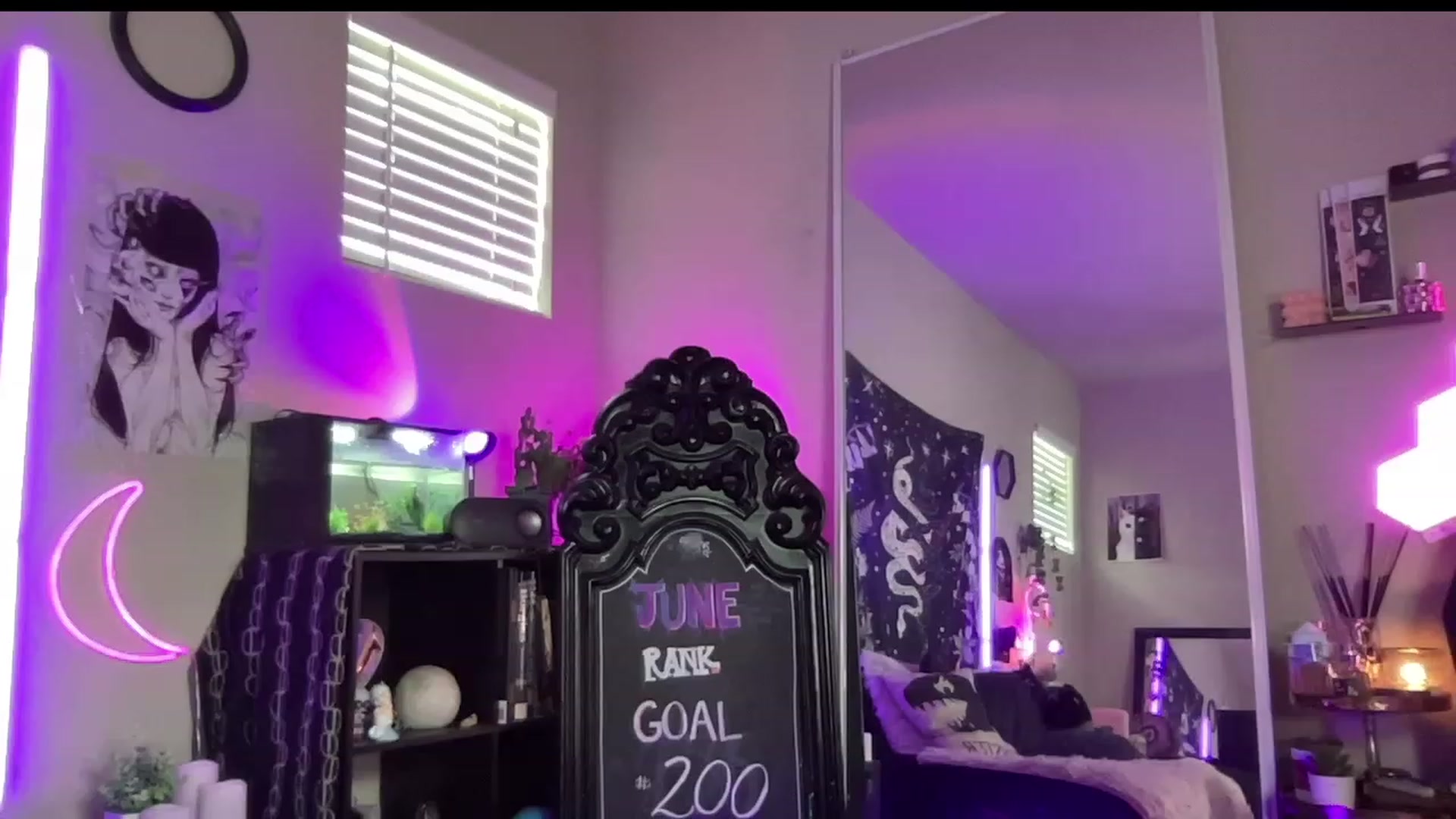 Gallery image thumbnail from RileyWoods's myfreecams stream on, 06/29/2023, 02:17 image 12 of 20