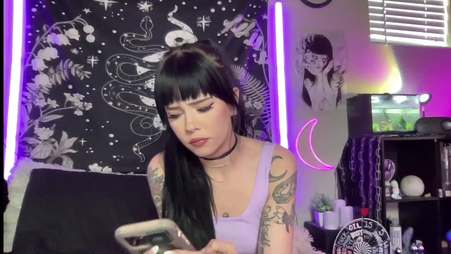 Gallery image thumbnail from RileyWoods's myfreecams stream on, 06/30/2023, 01:25 image 6 of 20