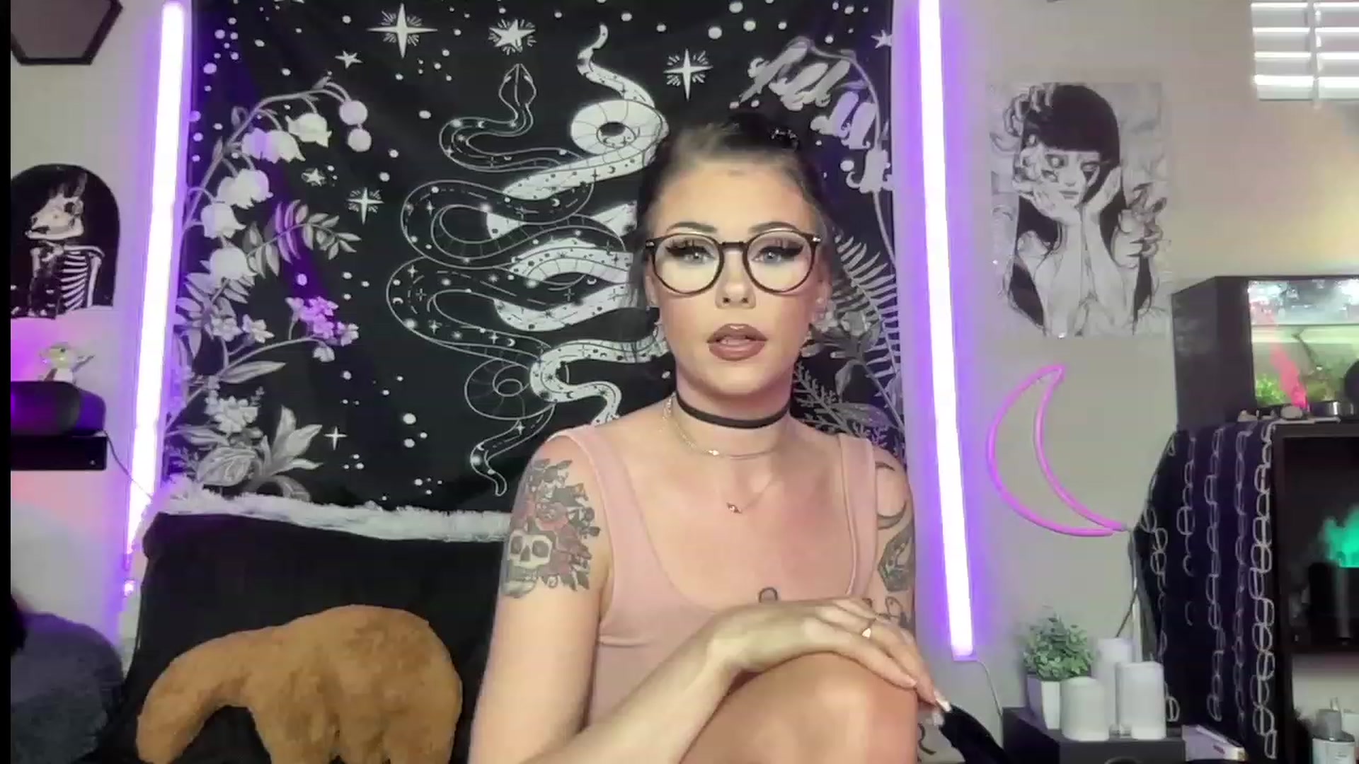 Gallery image thumbnail from RileyWoods's myfreecams stream on, 07/02/2023, 23:58 image 4 of 20