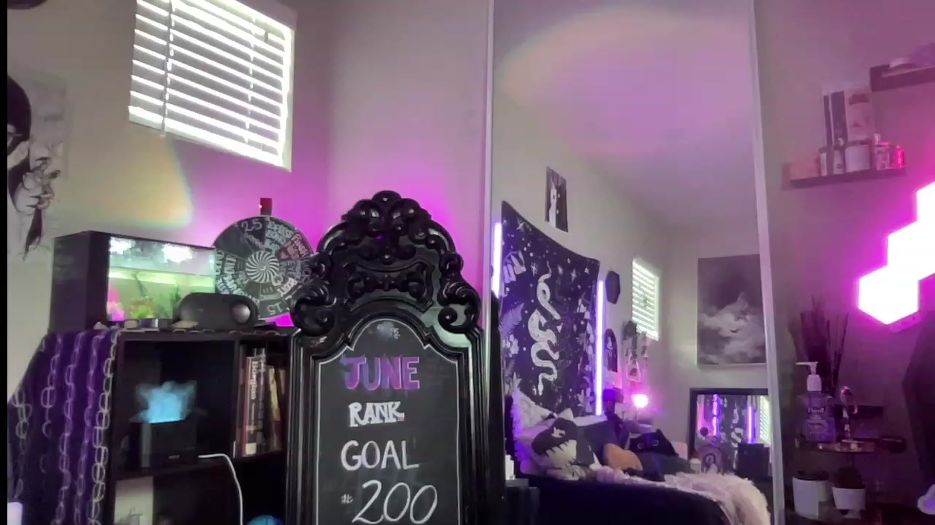 Gallery image thumbnail from RileyWoods's myfreecams stream on, 07/03/2023, 23:51 image 6 of 20