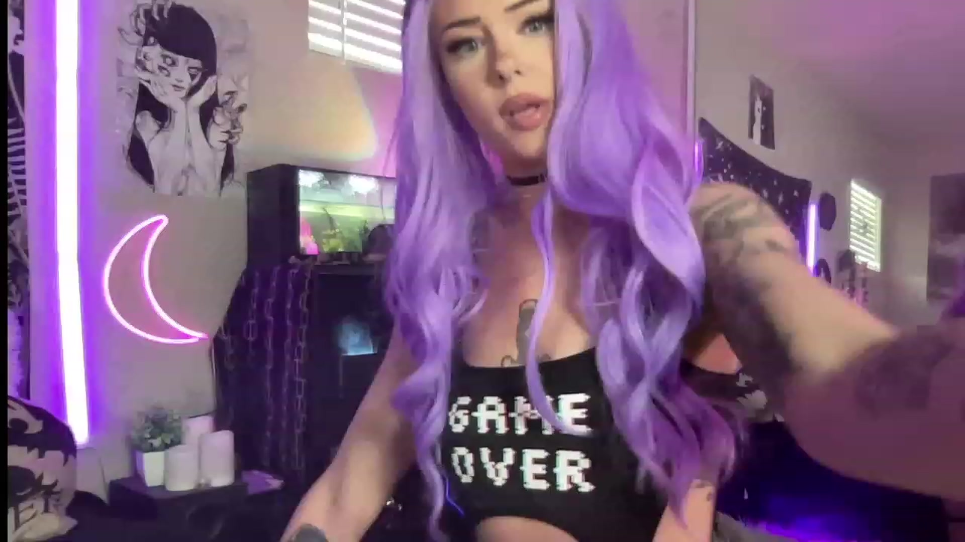 Gallery image thumbnail from RileyWoods's myfreecams stream on, 07/03/2023, 23:51 image 13 of 20