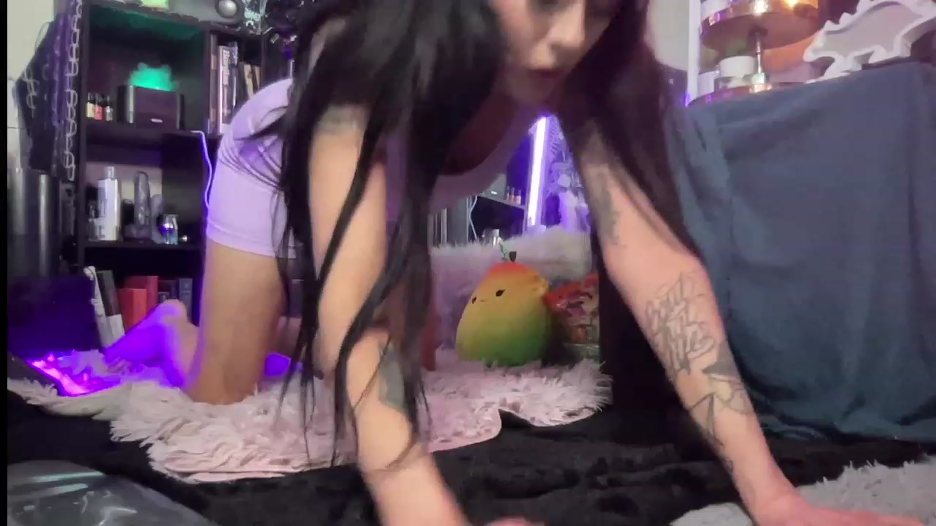 Gallery image thumbnail from RileyWoods's myfreecams stream on, 07/06/2023, 24:05 image 20 of 20