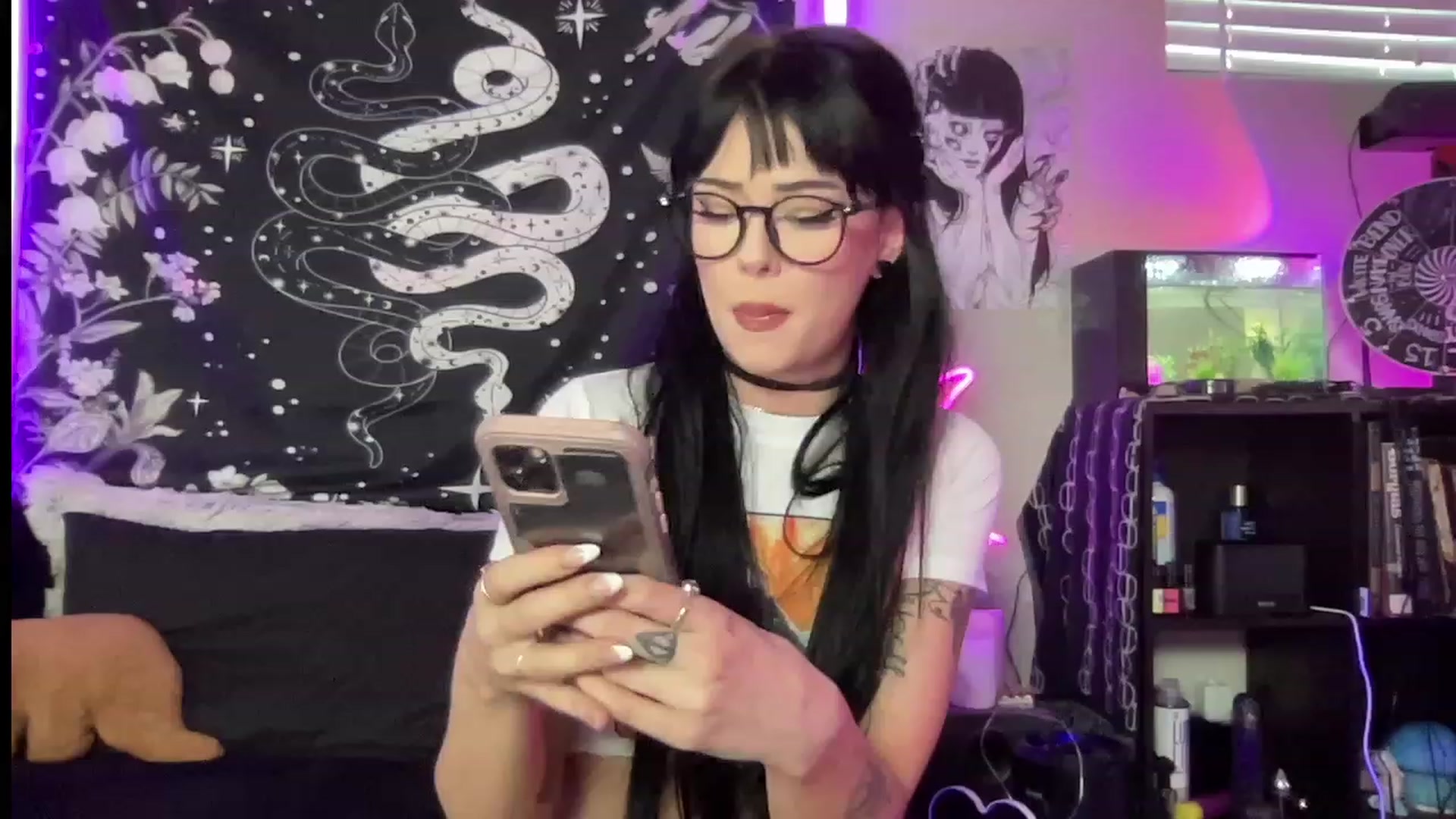 Gallery image thumbnail from RileyWoods's myfreecams stream on, 07/07/2023, 02:40 image 11 of 20