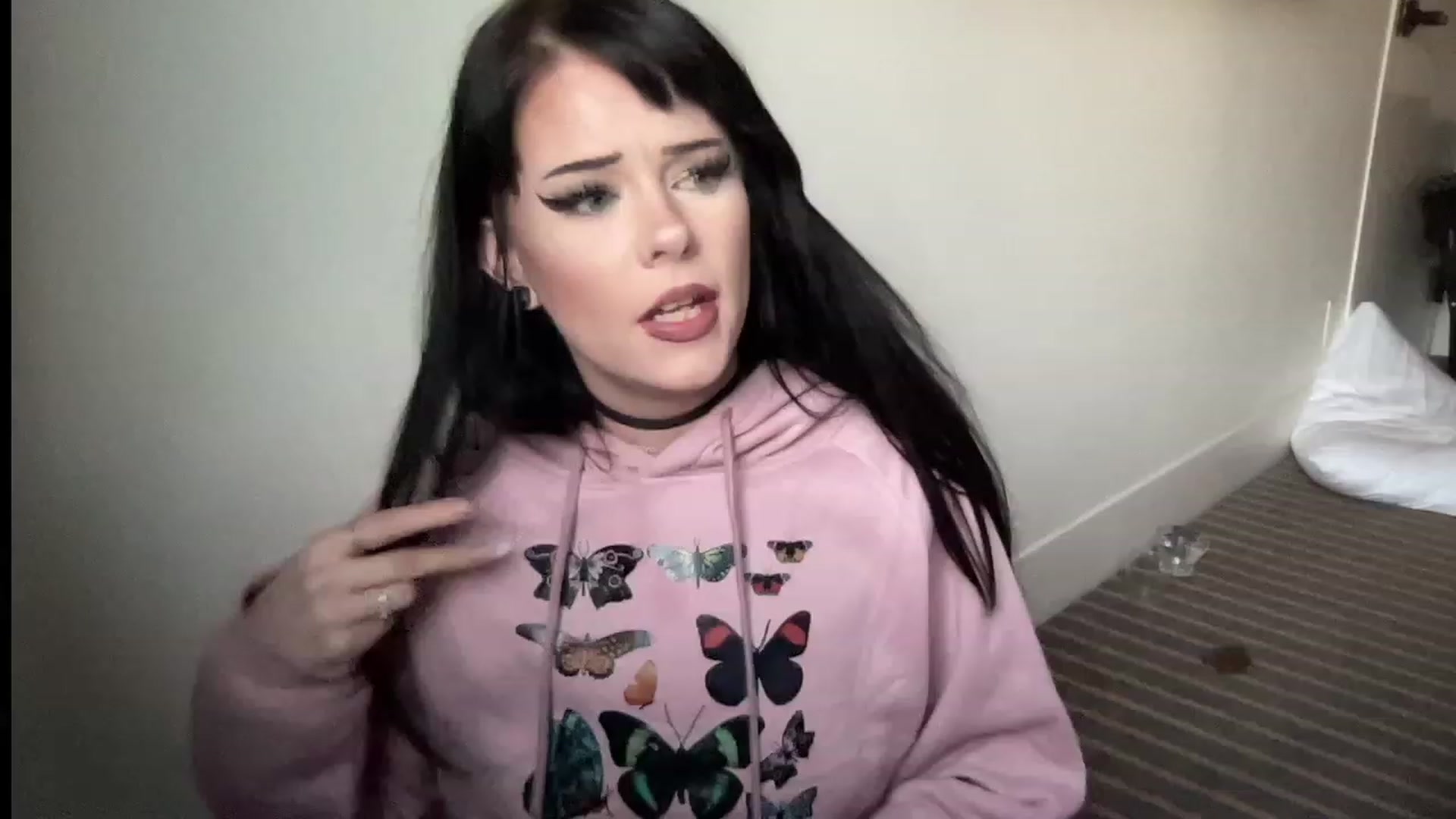 Gallery image thumbnail from RileyWoods's myfreecams stream on, 07/09/2023, 04:09 image 12 of 20