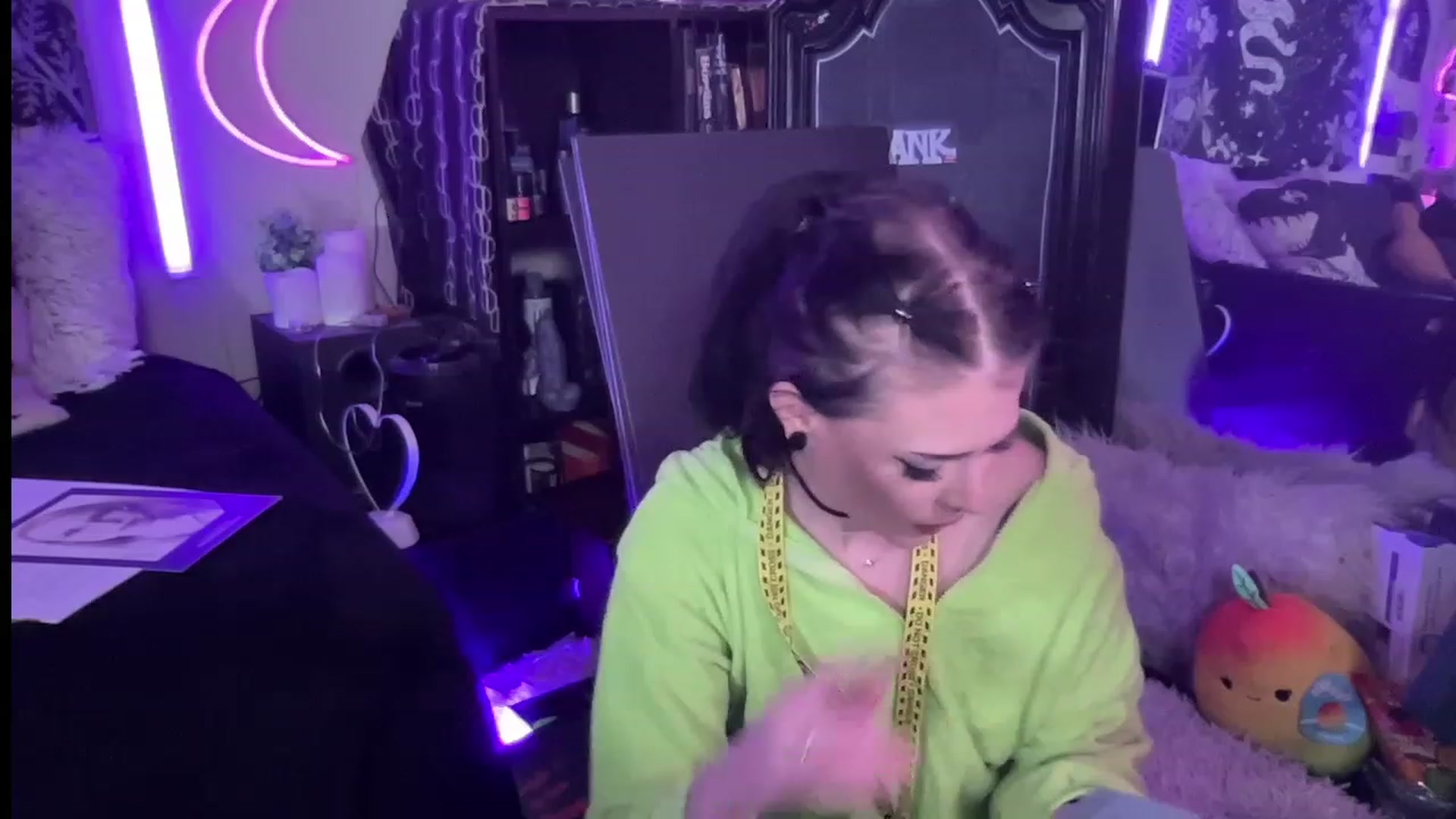 Gallery image thumbnail from RileyWoods's myfreecams stream on, 07/11/2023, 24:55 image 20 of 20