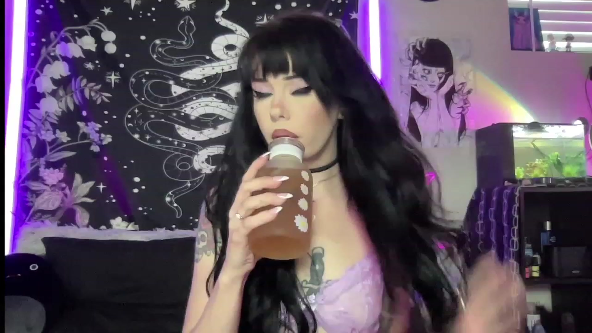 Gallery image thumbnail from RileyWoods's myfreecams stream on, 07/15/2023, 01:24 image 12 of 20