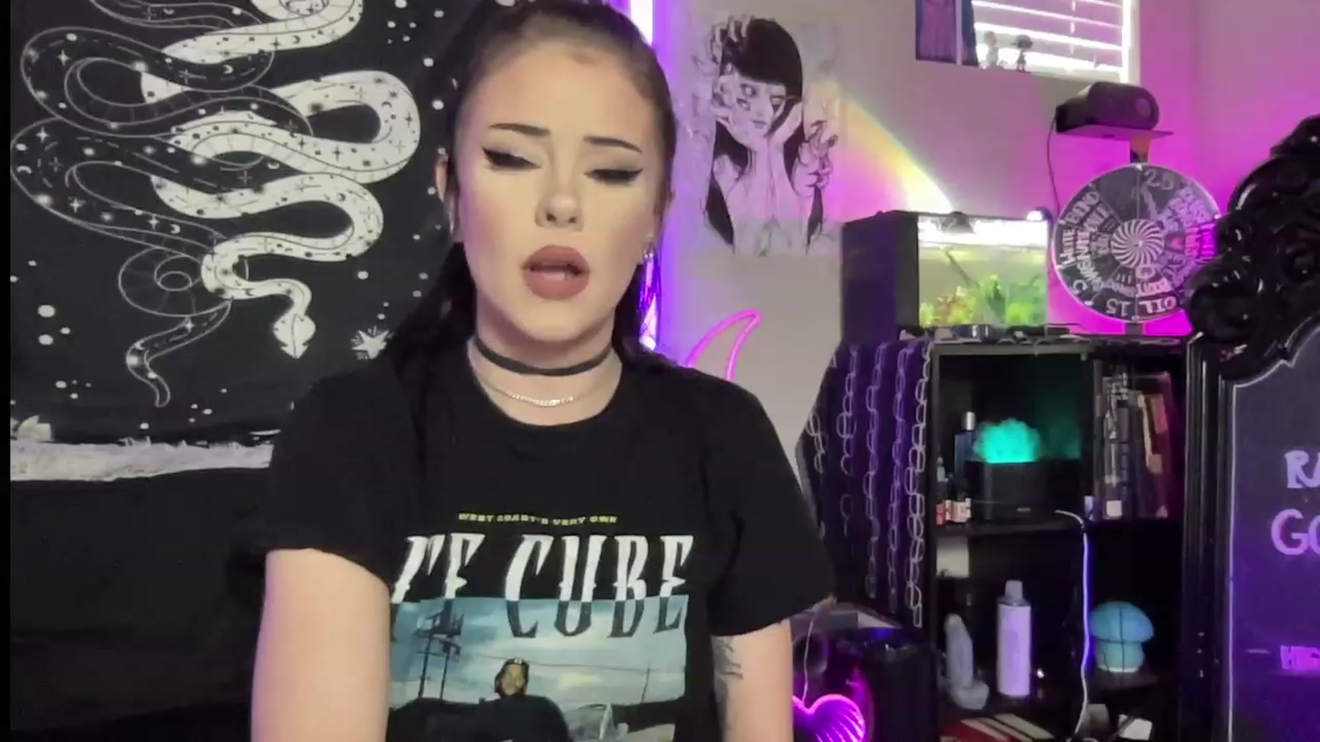Gallery image thumbnail from RileyWoods's myfreecams stream on, 07/16/2023, 24:46 image 6 of 20