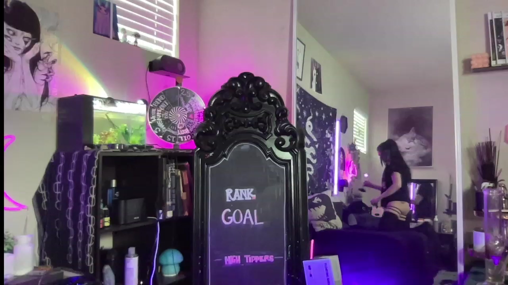 Gallery image thumbnail from RileyWoods's myfreecams stream on, 07/16/2023, 24:46 image 5 of 20