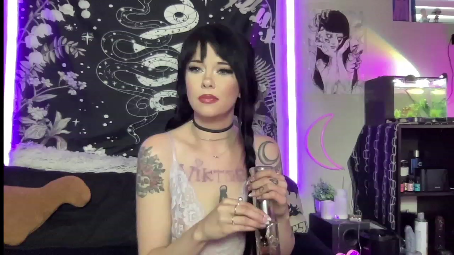 Gallery image thumbnail from RileyWoods's myfreecams stream on, 07/17/2023, 03:44 image 13 of 20