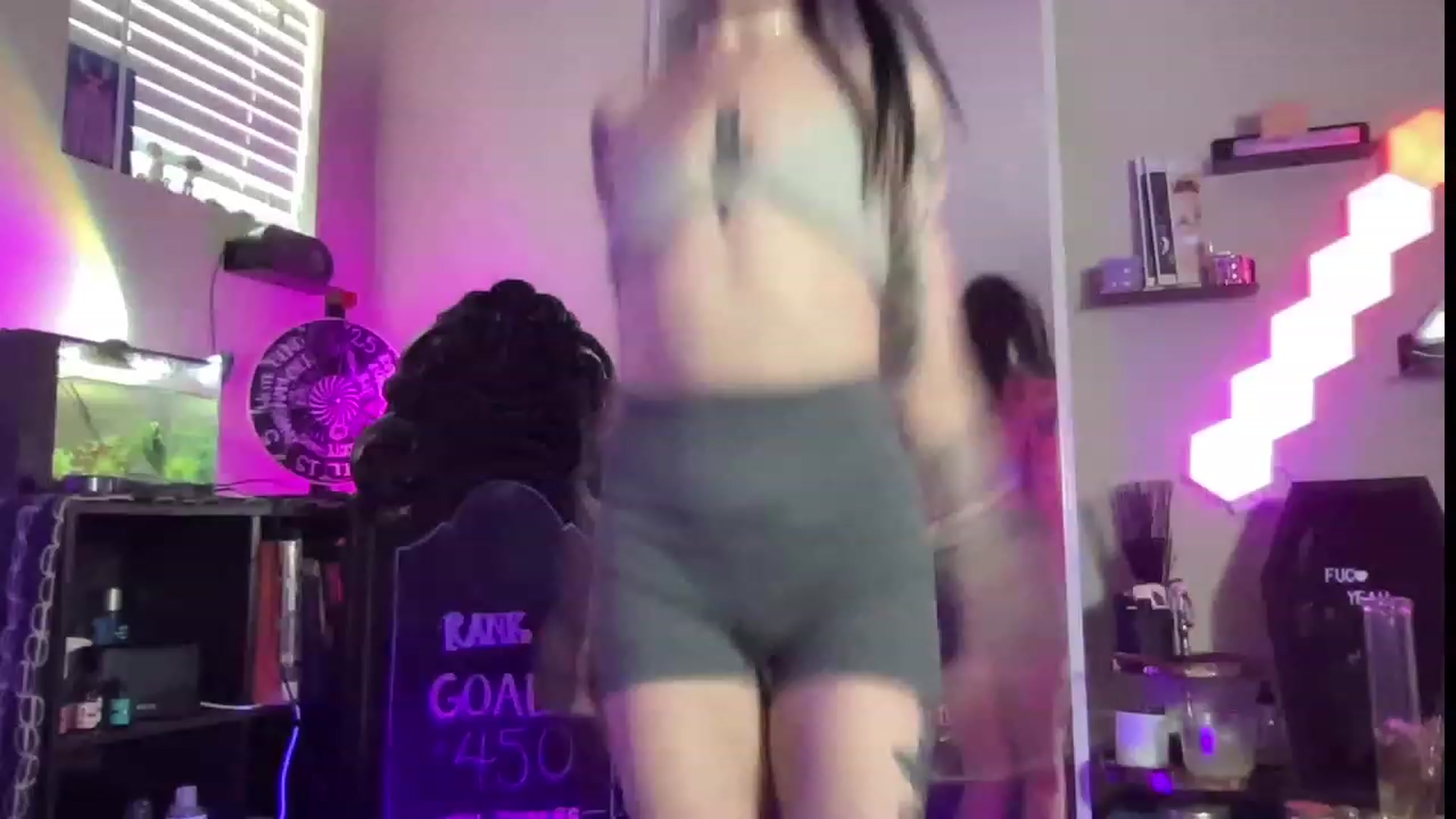Gallery image thumbnail from RileyWoods's myfreecams stream on, 07/19/2023, 23:46 image 13 of 20
