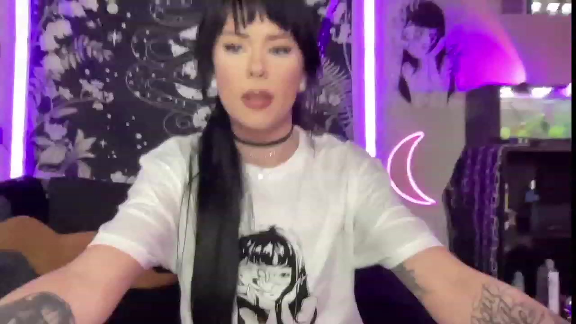 Gallery image thumbnail from RileyWoods's myfreecams stream on, 07/22/2023, 02:42 image 2 of 20
