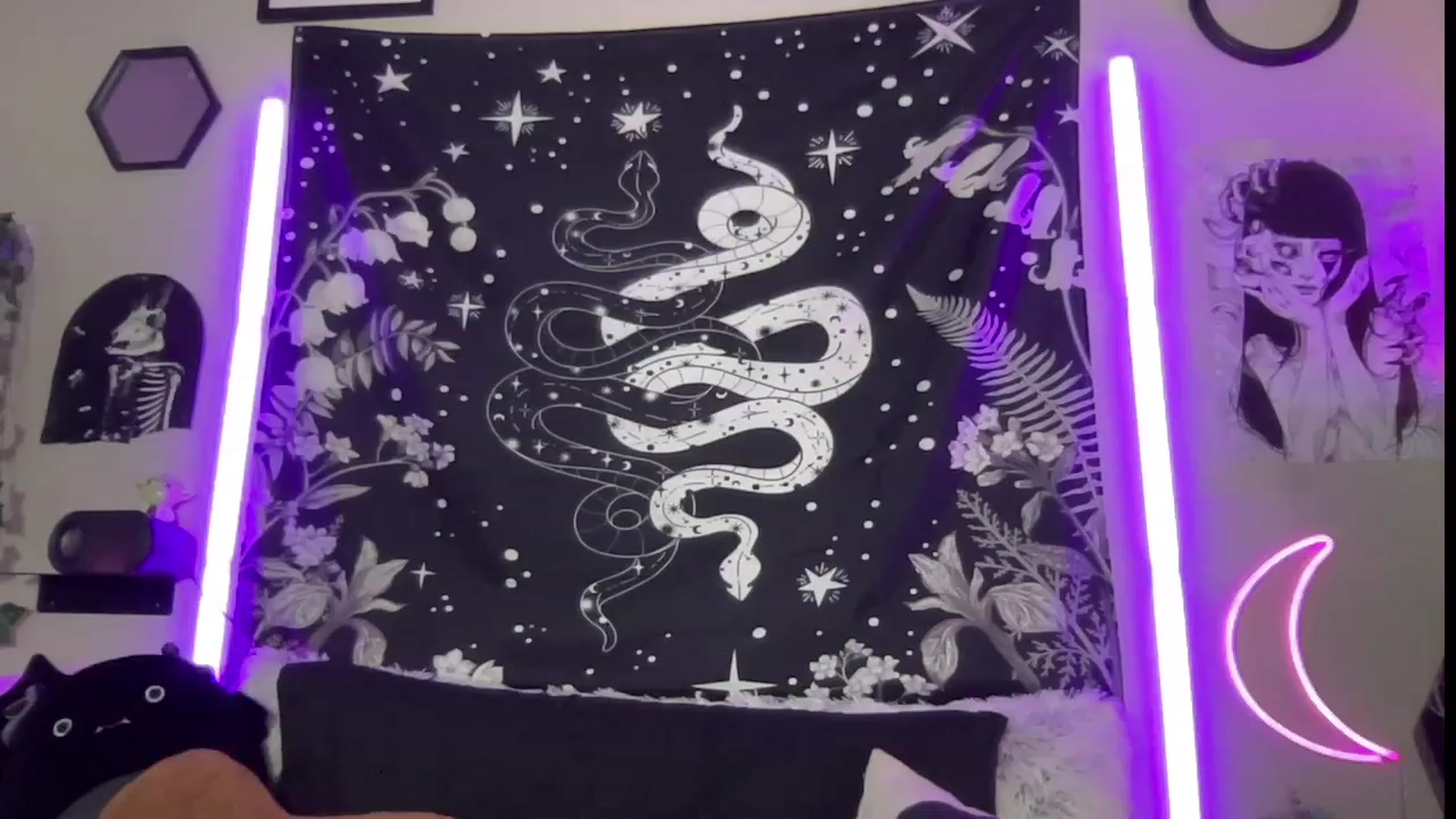 Gallery image thumbnail from RileyWoods's myfreecams stream on, 07/24/2023, 24:43 image 13 of 20