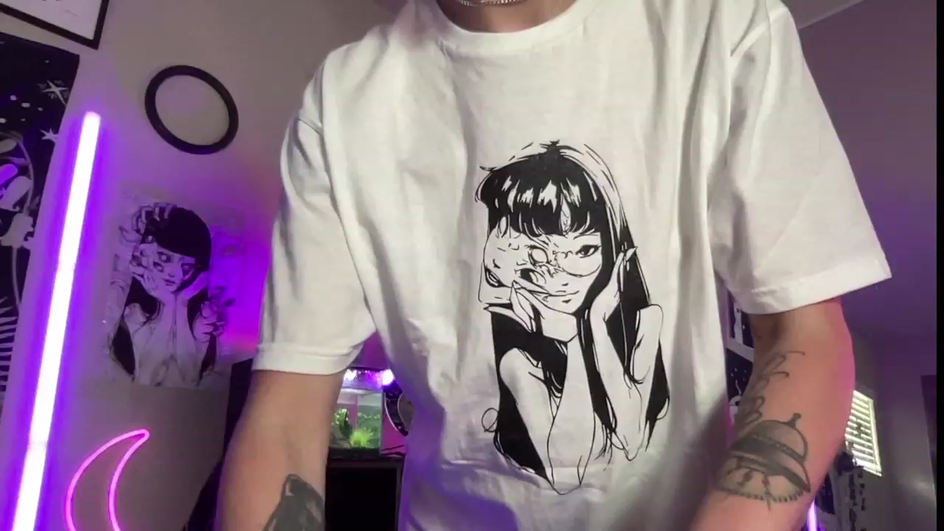 Gallery image thumbnail from RileyWoods's myfreecams stream on, 07/24/2023, 24:43 image 4 of 20