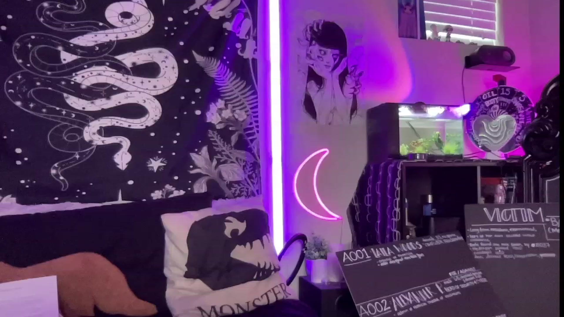 Gallery image thumbnail from RileyWoods's myfreecams stream on, 07/25/2023, 03:29 image 5 of 20