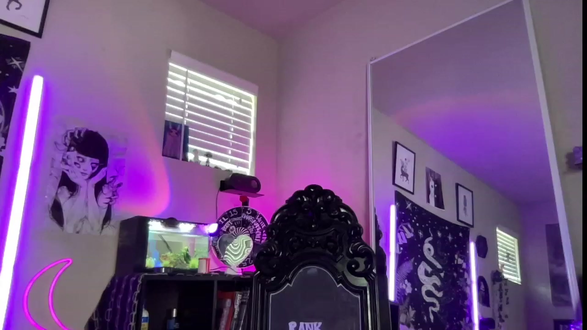 Gallery image thumbnail from RileyWoods's myfreecams stream on, 07/27/2023, 24:49 image 2 of 20