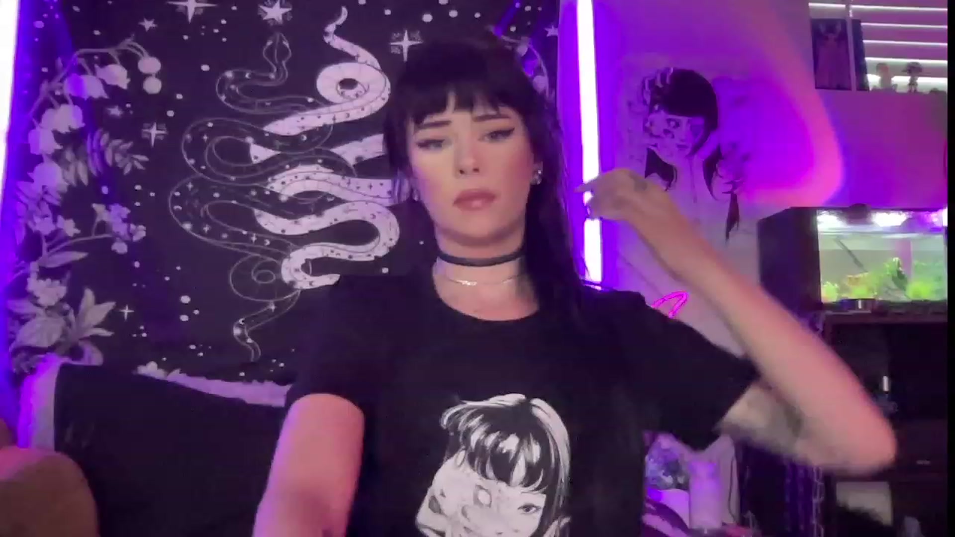 Gallery image thumbnail from RileyWoods's myfreecams stream on, 07/27/2023, 02:38 image 3 of 20