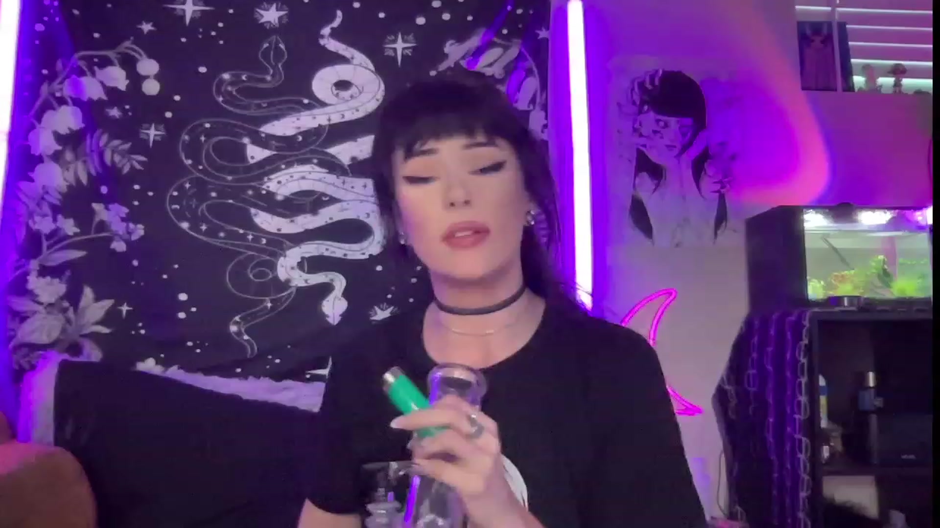 Gallery image thumbnail from RileyWoods's myfreecams stream on, 07/27/2023, 02:38 image 9 of 20