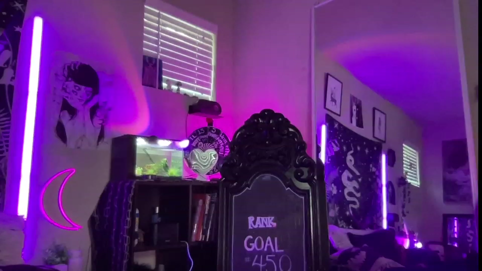 Gallery image thumbnail from RileyWoods's myfreecams stream on, 07/27/2023, 02:38 image 19 of 20