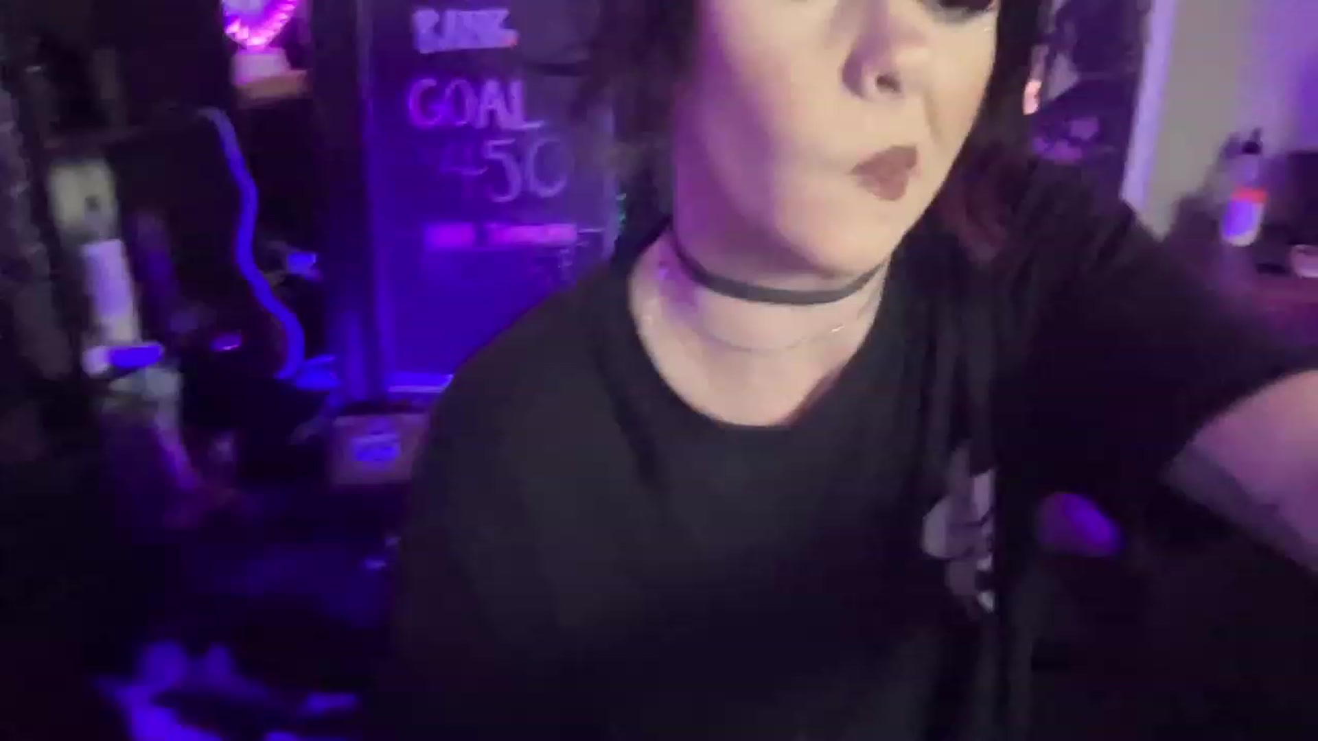 Gallery image thumbnail from RileyWoods's myfreecams stream on, 09/03/2023, 02:12 image 19 of 20
