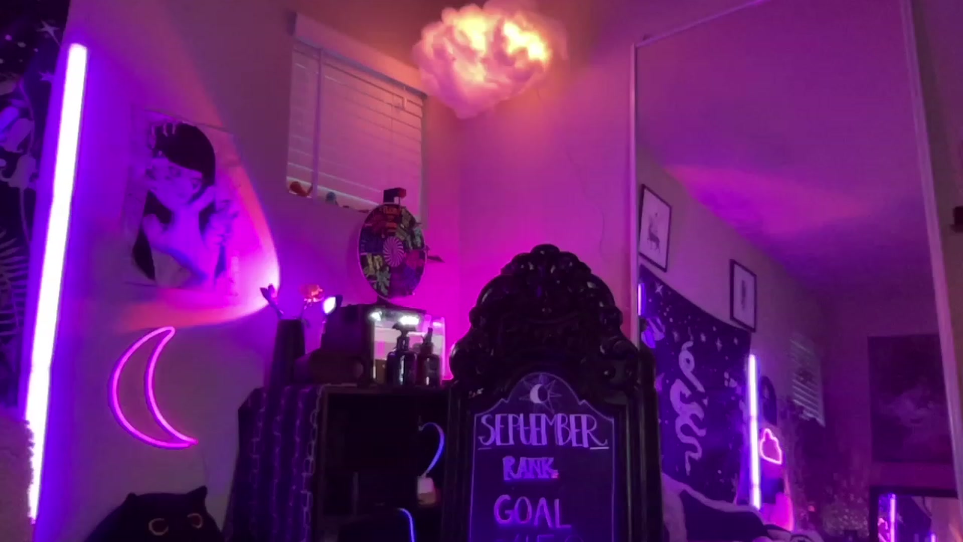 Gallery image thumbnail from RileyWoods's myfreecams stream on, 09/05/2023, 02:54 image 8 of 20