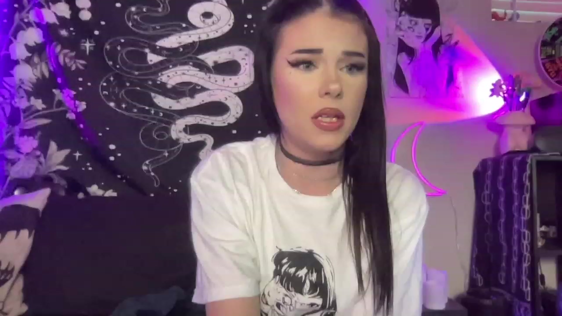 Gallery image thumbnail from RileyWoods's myfreecams stream on, 09/25/2023, 01:34 image 5 of 20