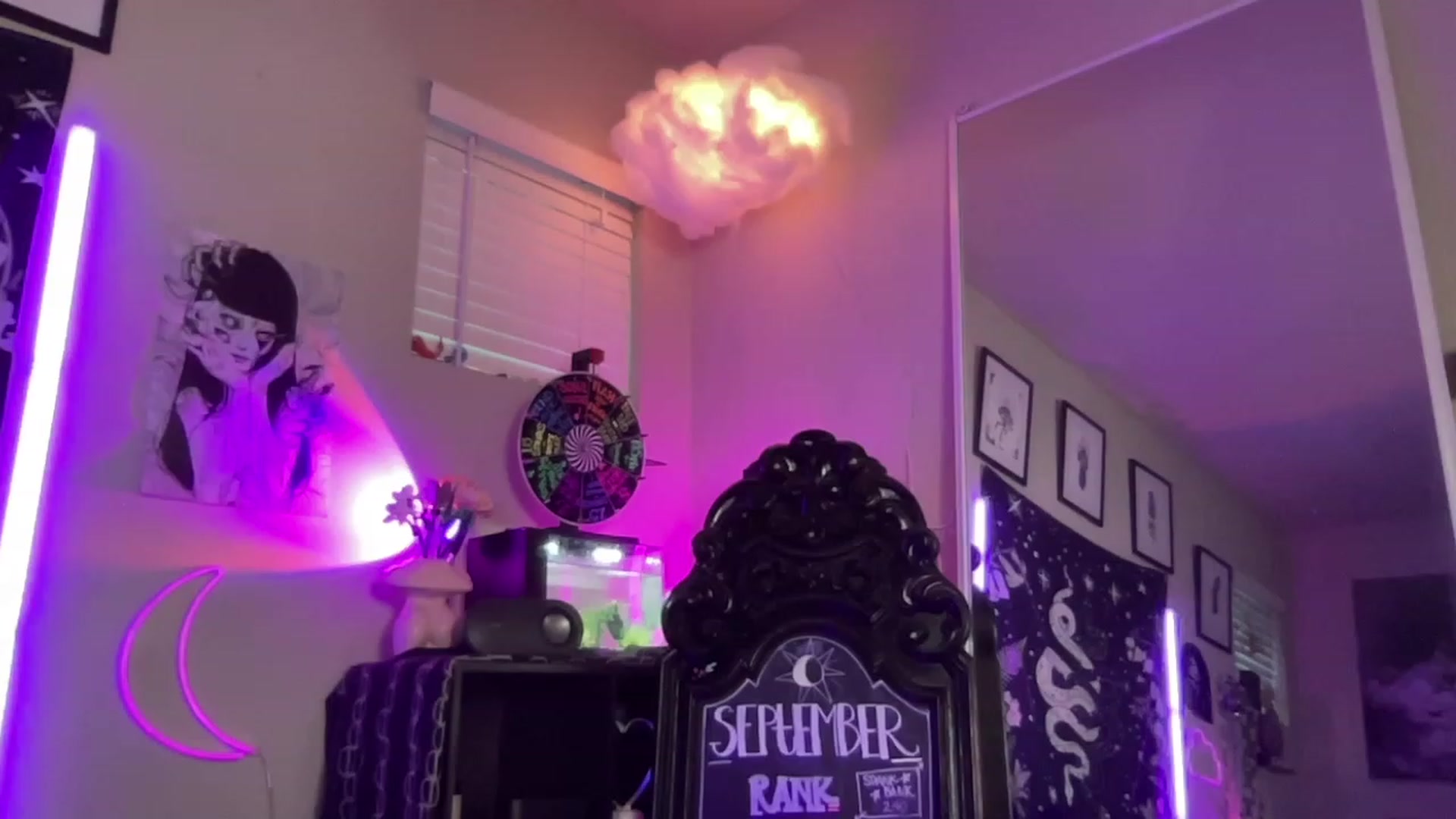 Gallery image thumbnail from RileyWoods's myfreecams stream on, 09/25/2023, 01:34 image 9 of 20