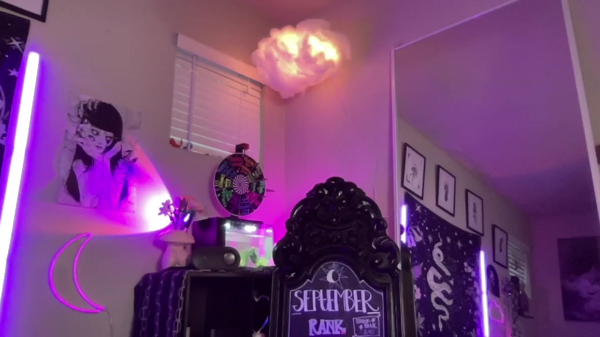 Gallery image thumbnail from RileyWoods's myfreecams stream on, 09/25/2023, 01:34 image 8 of 20