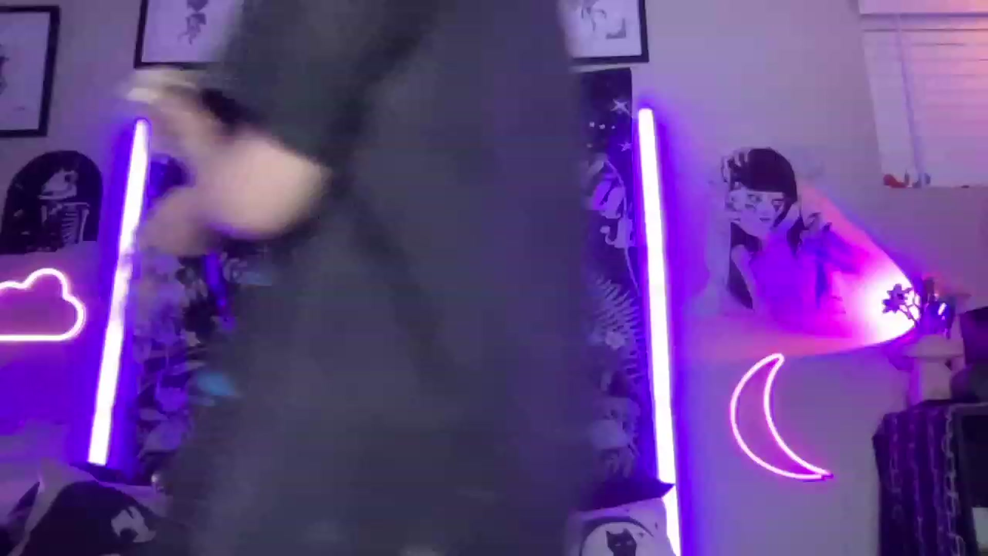 Gallery image thumbnail from RileyWoods's myfreecams stream on, 09/26/2023, 01:42 image 20 of 20