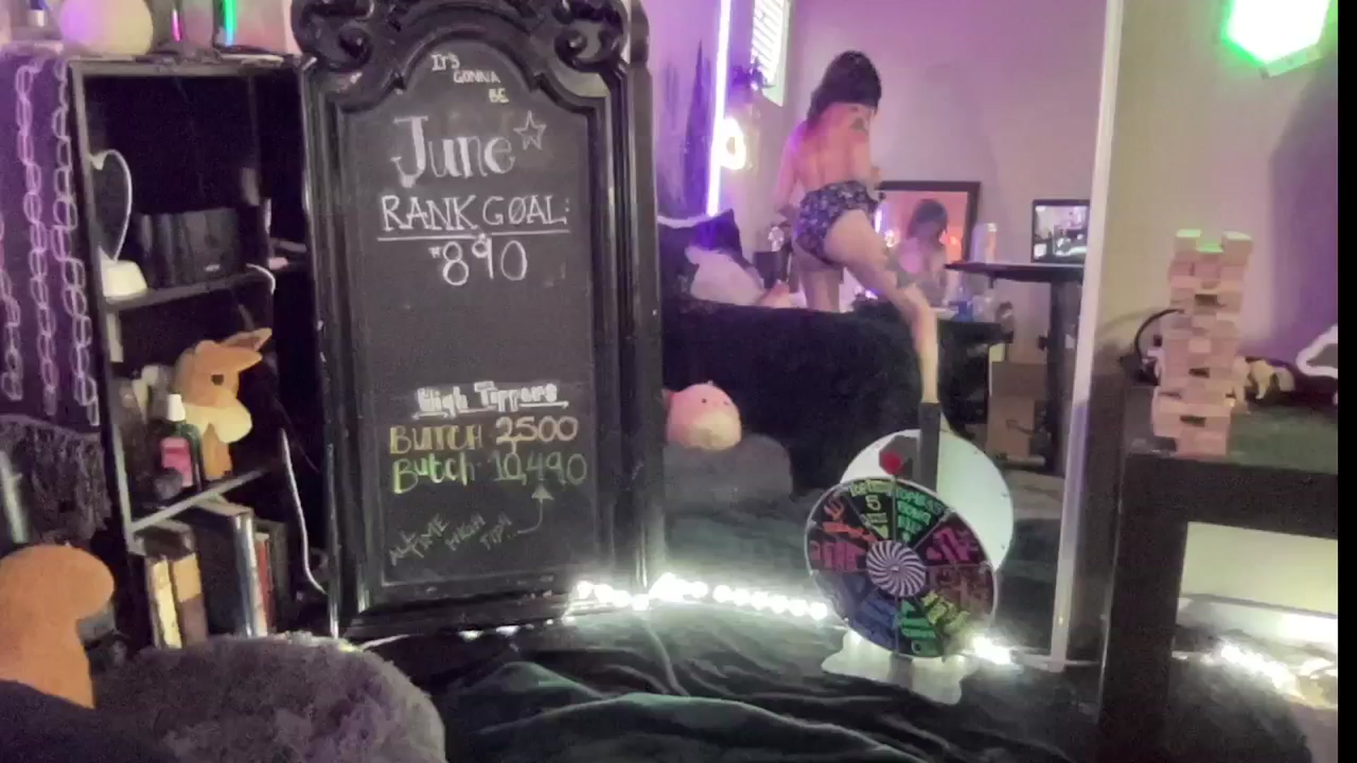 Gallery image thumbnail from RileyWoods's myfreecams stream on, 07/11/2024, 01:03 image 5 of 20