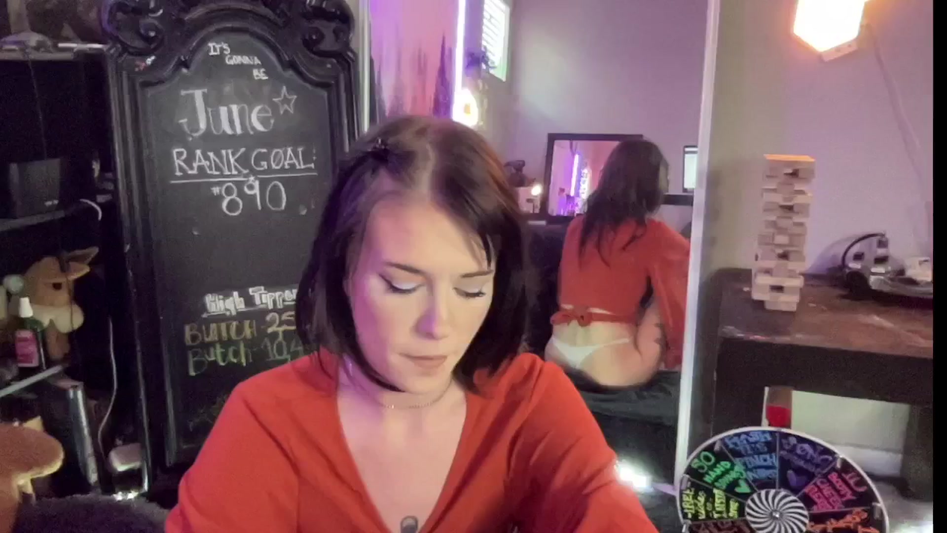 Gallery image thumbnail from RileyWoods's myfreecams stream on, 07/17/2024, 24:25 image 10 of 20