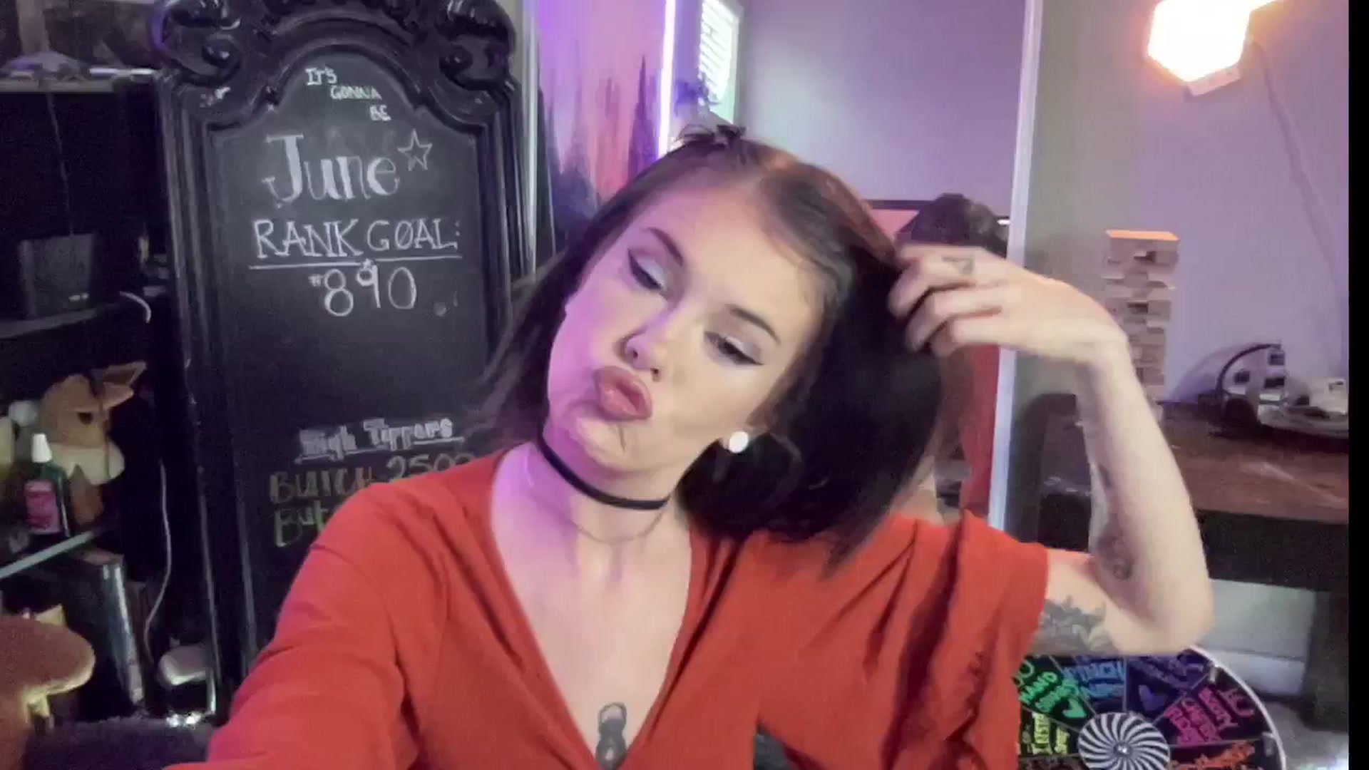 Gallery image thumbnail from RileyWoods's myfreecams stream on, 07/17/2024, 24:25 image 9 of 20