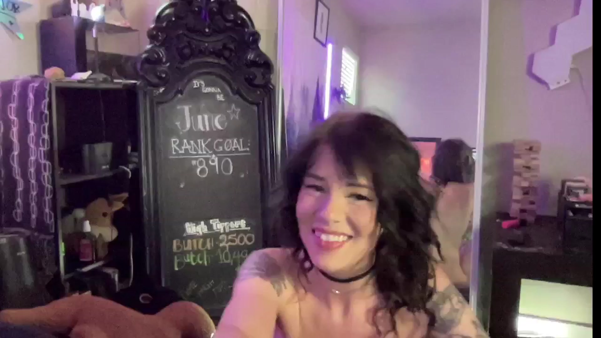 Gallery image thumbnail from RileyWoods's myfreecams stream on, 07/18/2024, 24:17 image 15 of 20