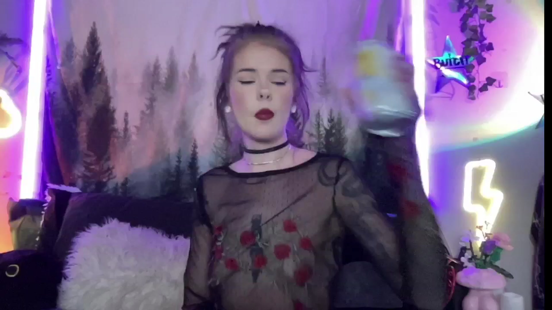 Gallery image thumbnail from RileyWoods's myfreecams stream on, 07/20/2024, 01:22 image 12 of 20