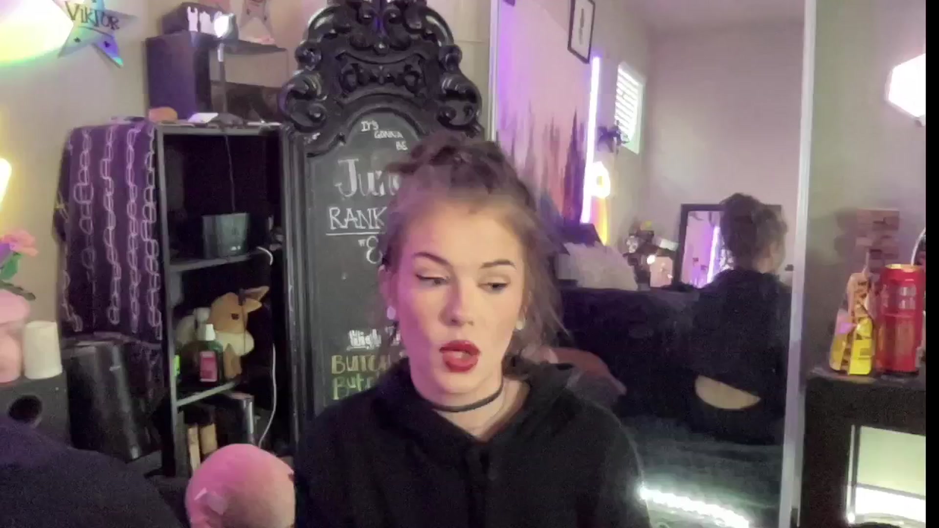 Gallery image thumbnail from RileyWoods's myfreecams stream on, 07/20/2024, 01:22 image 20 of 20